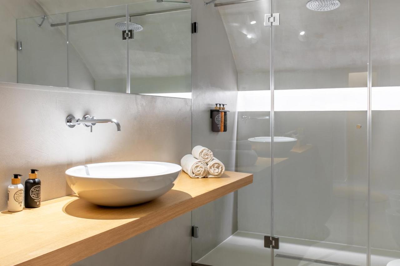 Luxury Lake View Apartments 살로 외부 사진